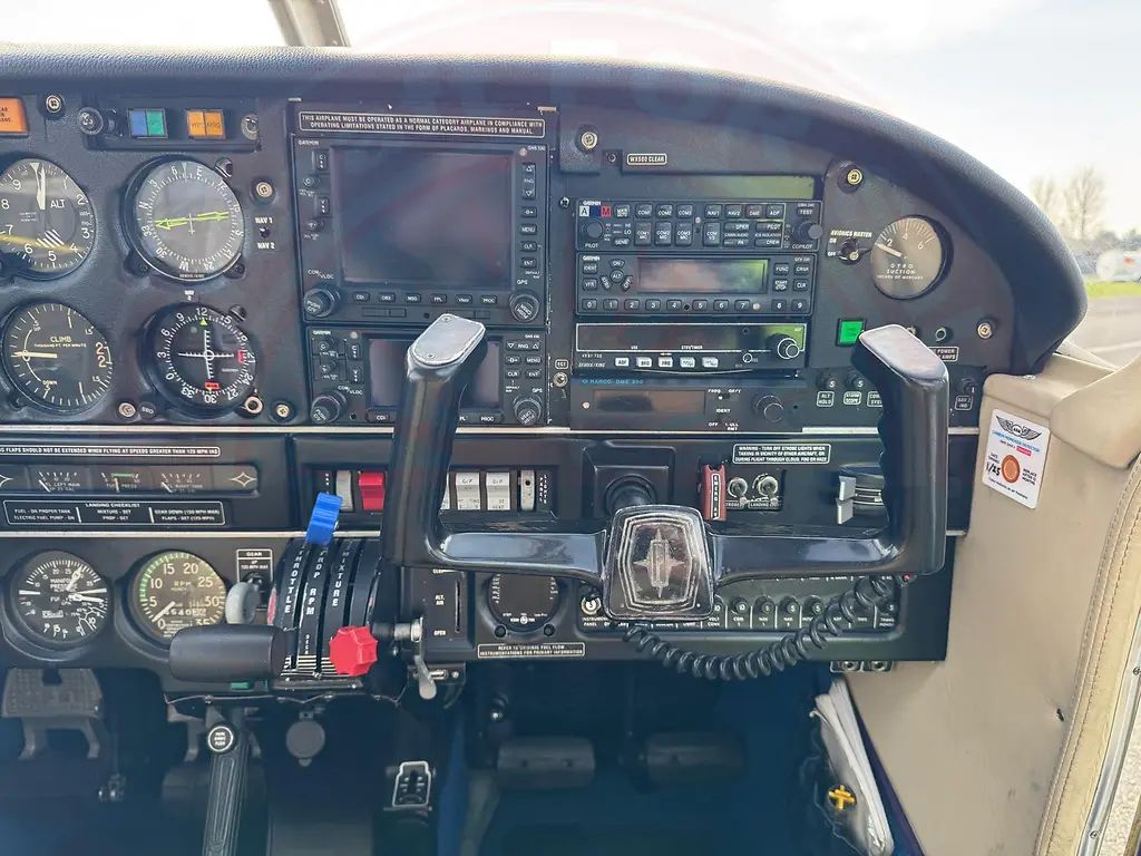 Piper Arrow PA-28R-180, fotografía 3 de 8