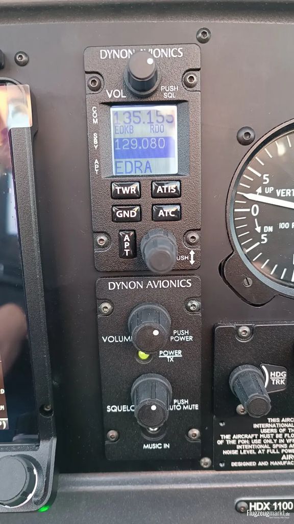 Alpi Pioneer 300 Festfahrwerk, fotografía 5 de 6