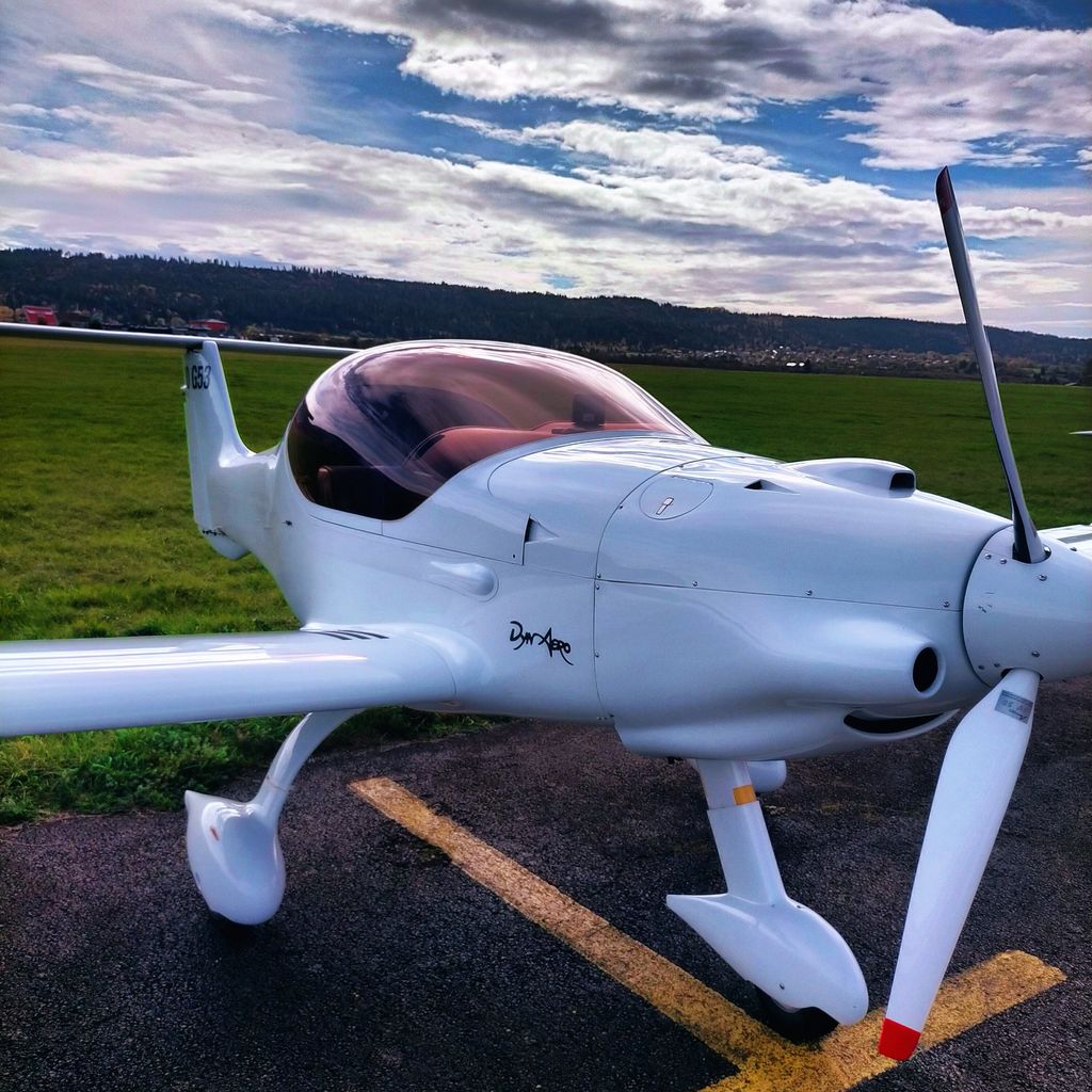 Dyn'Aéro MCR 01, photograph 1 of 3