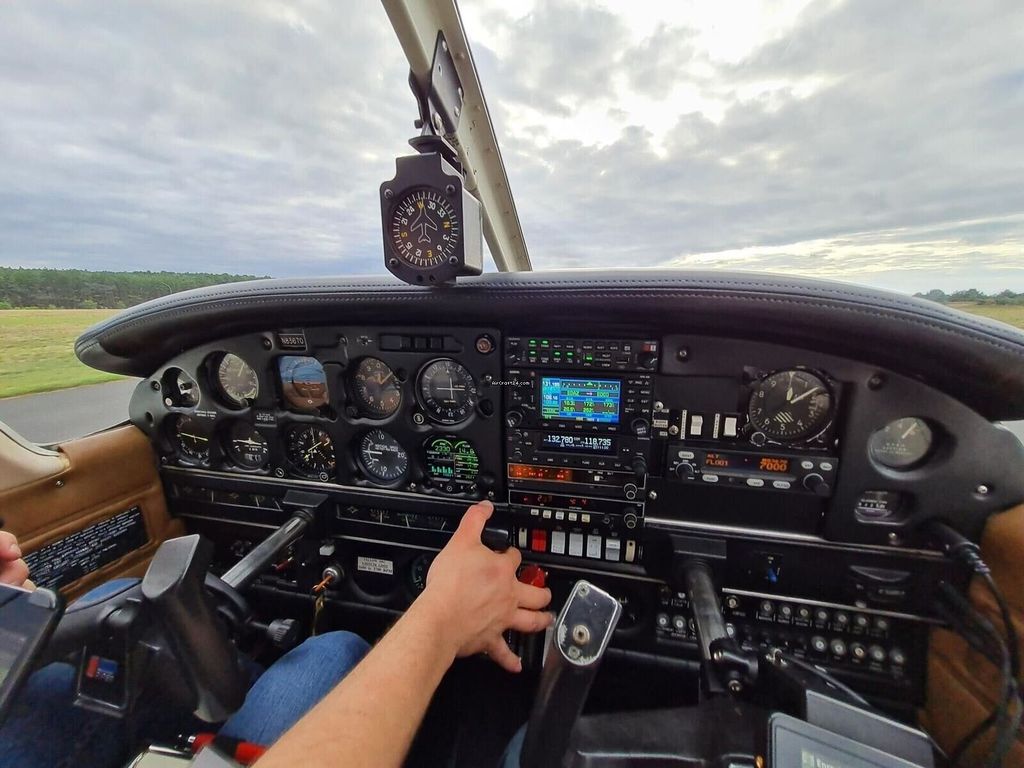 Piper PA-28, fotografía 10 de 12
