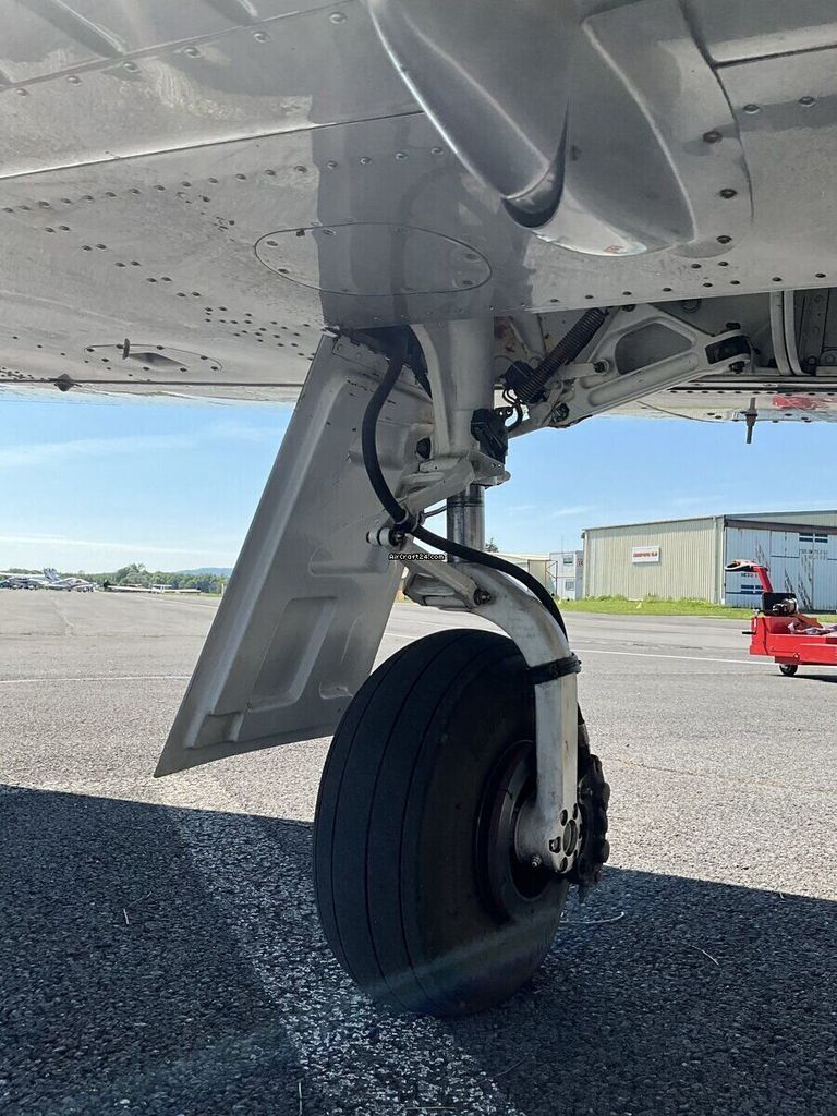 Piper PA-32, fotografía 8 de 10