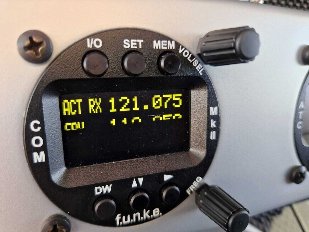 Ekolot KR-030 SW, fotografía 9 de 13