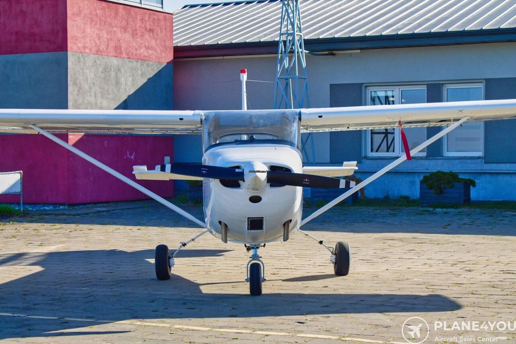 Reims F172, fotografía 8 de 20
