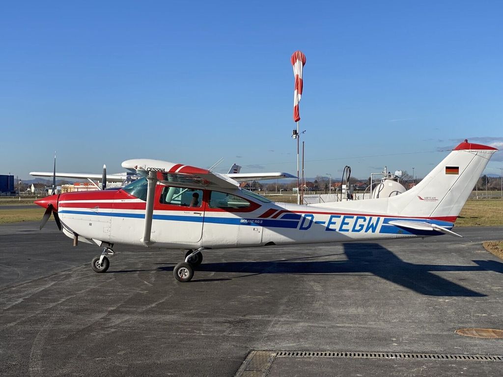 Cessna 182, fotografía 2 de 6