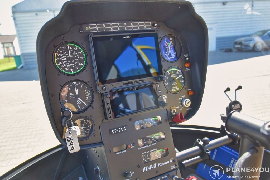 Robinson R44, fotografía 13 de 17