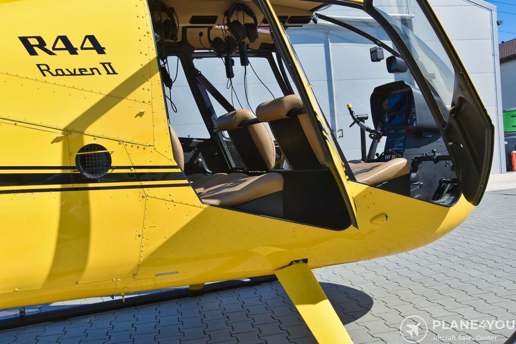 Robinson R44, fotografía 17 de 17