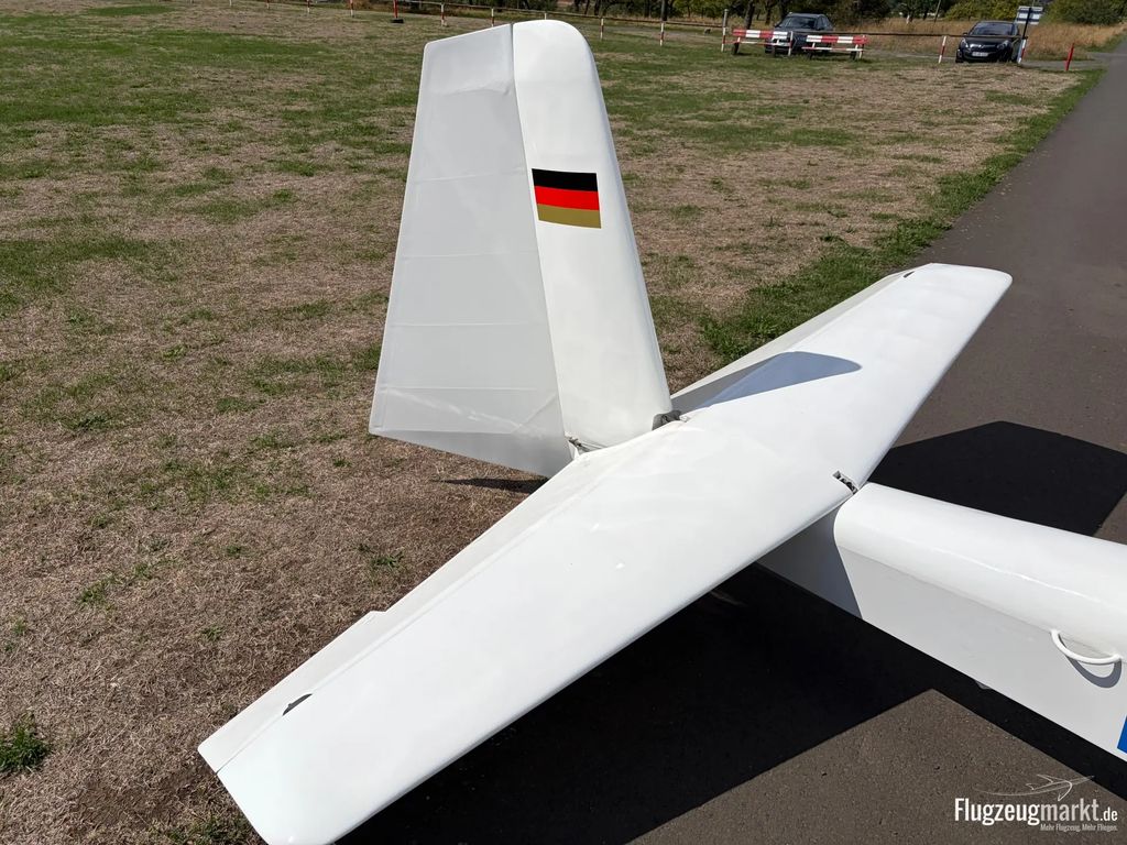 Schleicher ASK 13, fotografía 3 de 10