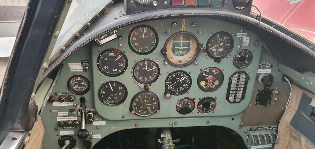 Aerostar Jak 52, fotografía 4 de 5