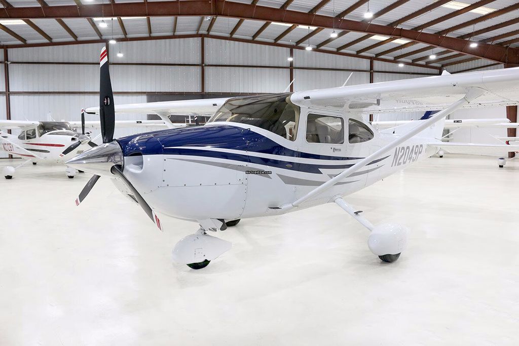 Cessna T182, fotografía 2 de 6