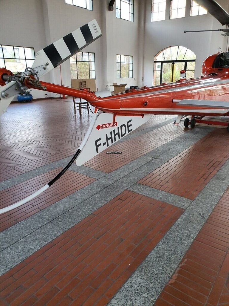 Bell AB47J-3, Foto 3 von 6