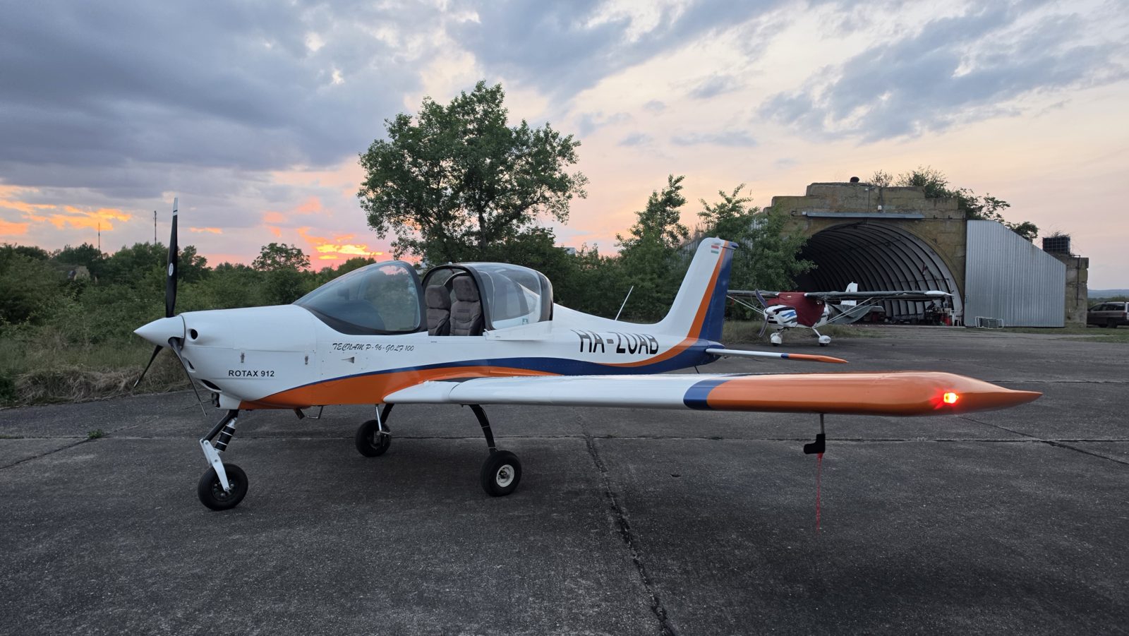 Tecnam P 96 P96 Golf 100, photo 4 sur 12