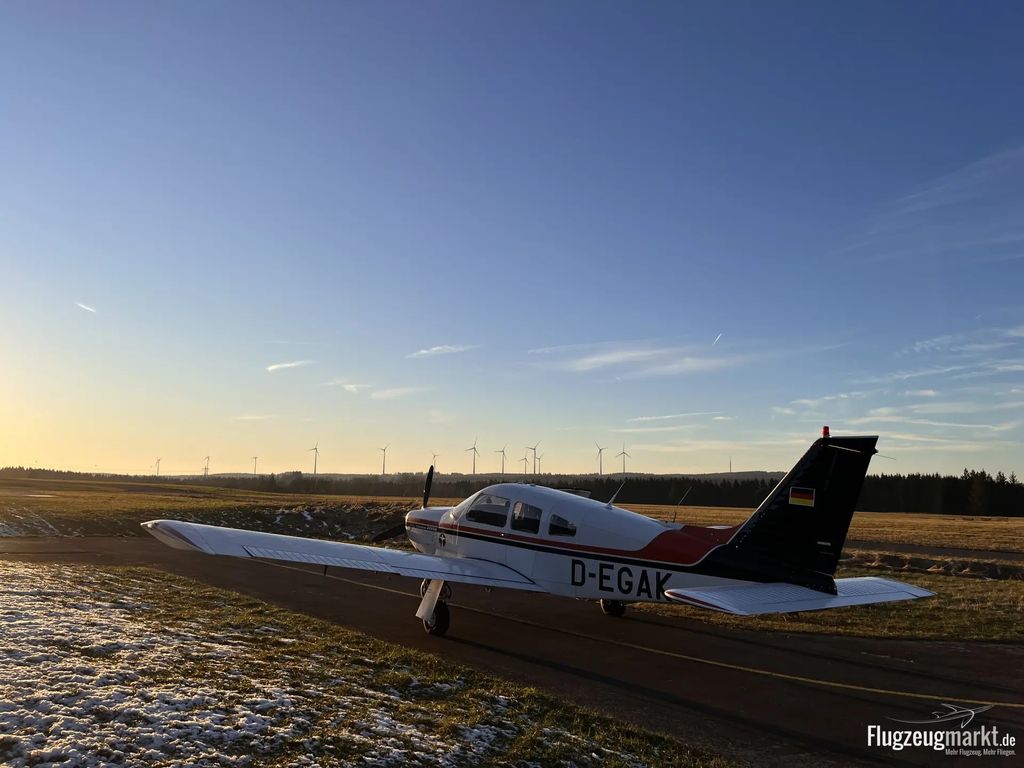 Piper PA-28, Foto 3 von 7