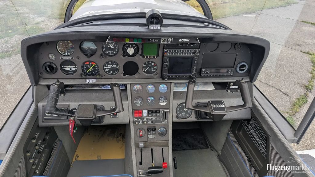 Robin R3000, fotografía 6 de 7