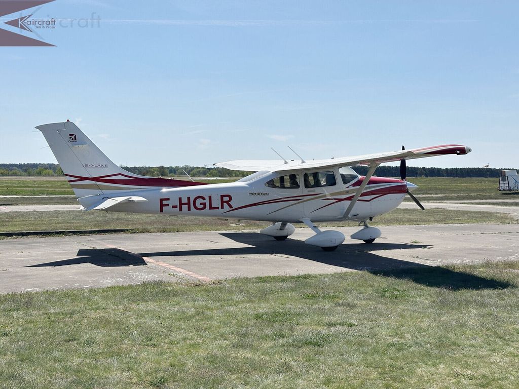 Cessna 182, fotografía 3 de 8