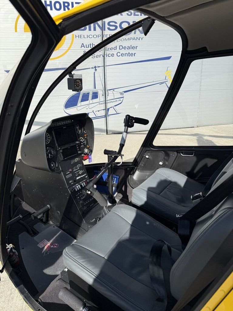 Robinson R44, fotografía 2 de 4