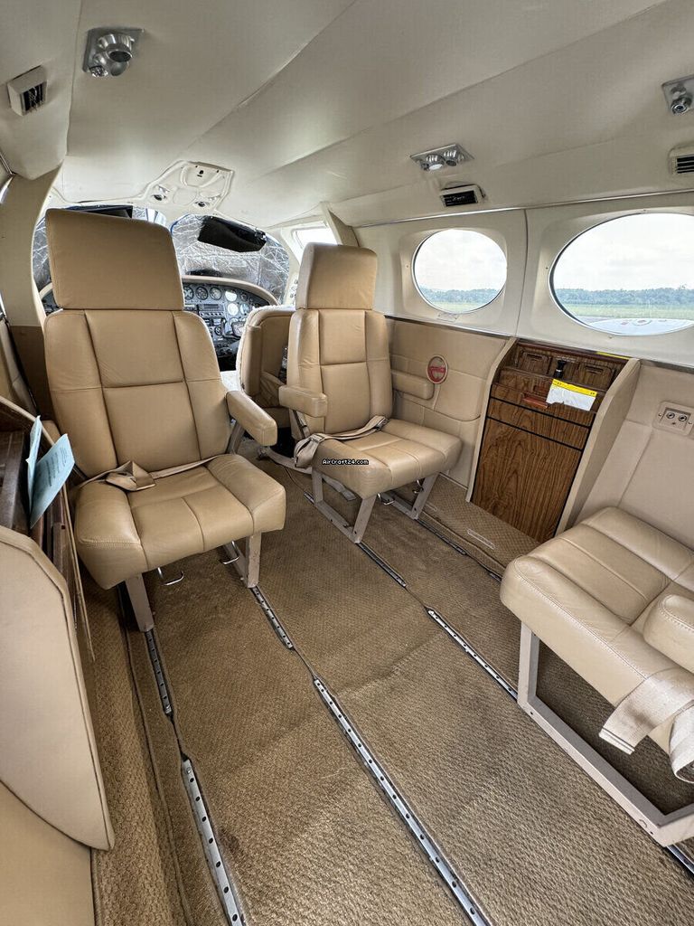 Cessna 414, fotografía 6 de 7