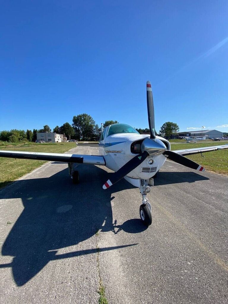 Beechcraft Bonanza, fotografía 2 de 5
