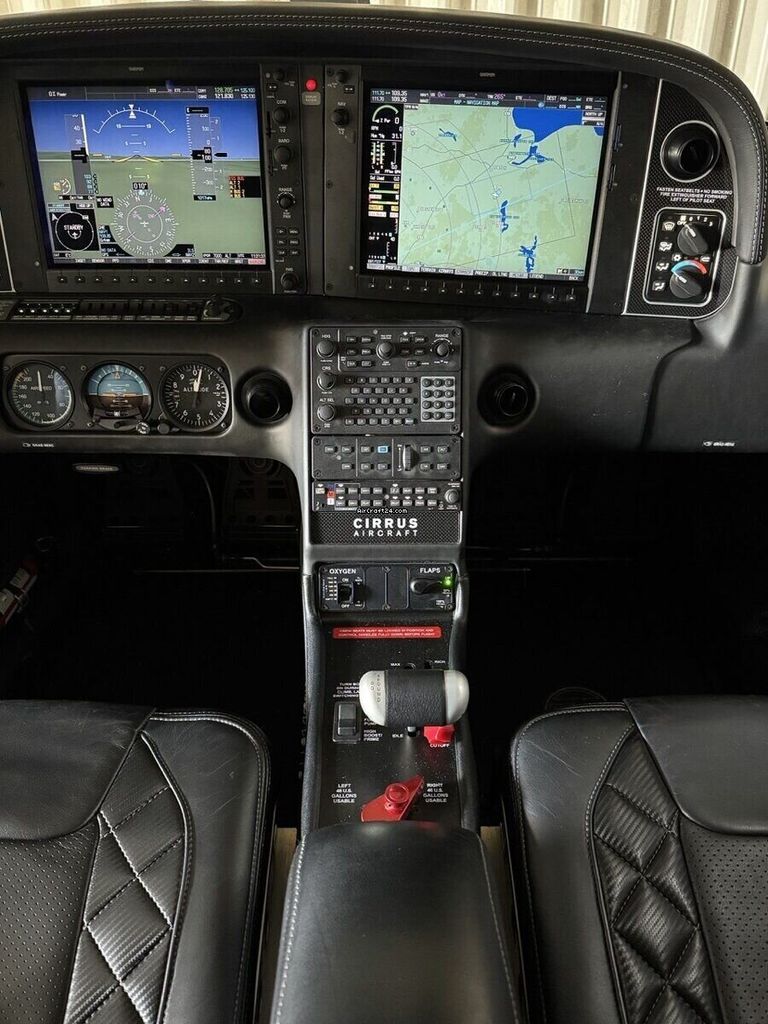 Cirrus SR22 G5 GTS, fotografía 9 de 18
