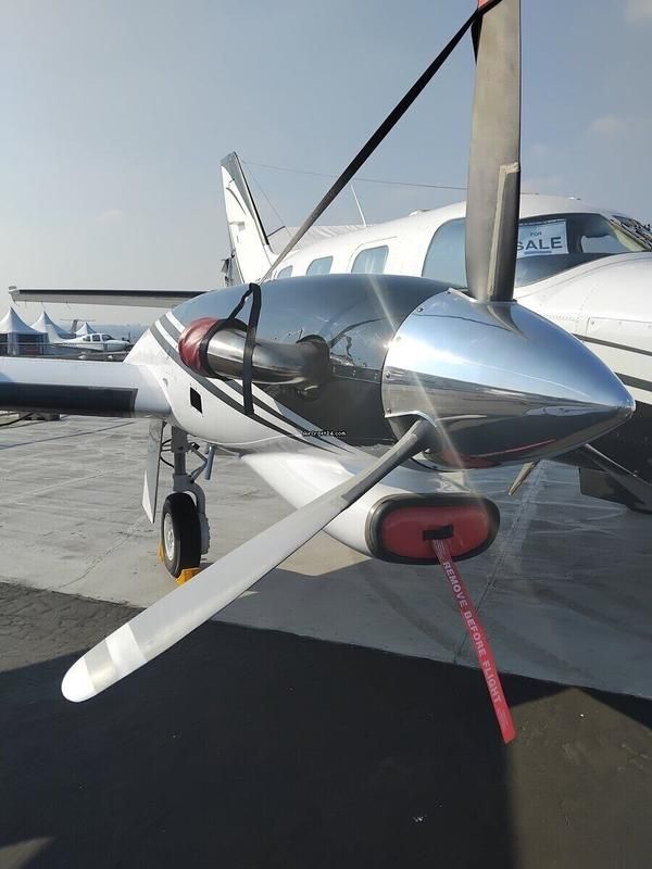 Piper PA-31T Cheyenne, fotografía 1 de 3