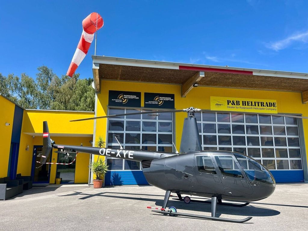 Robinson R44, fotografía 2 de 5