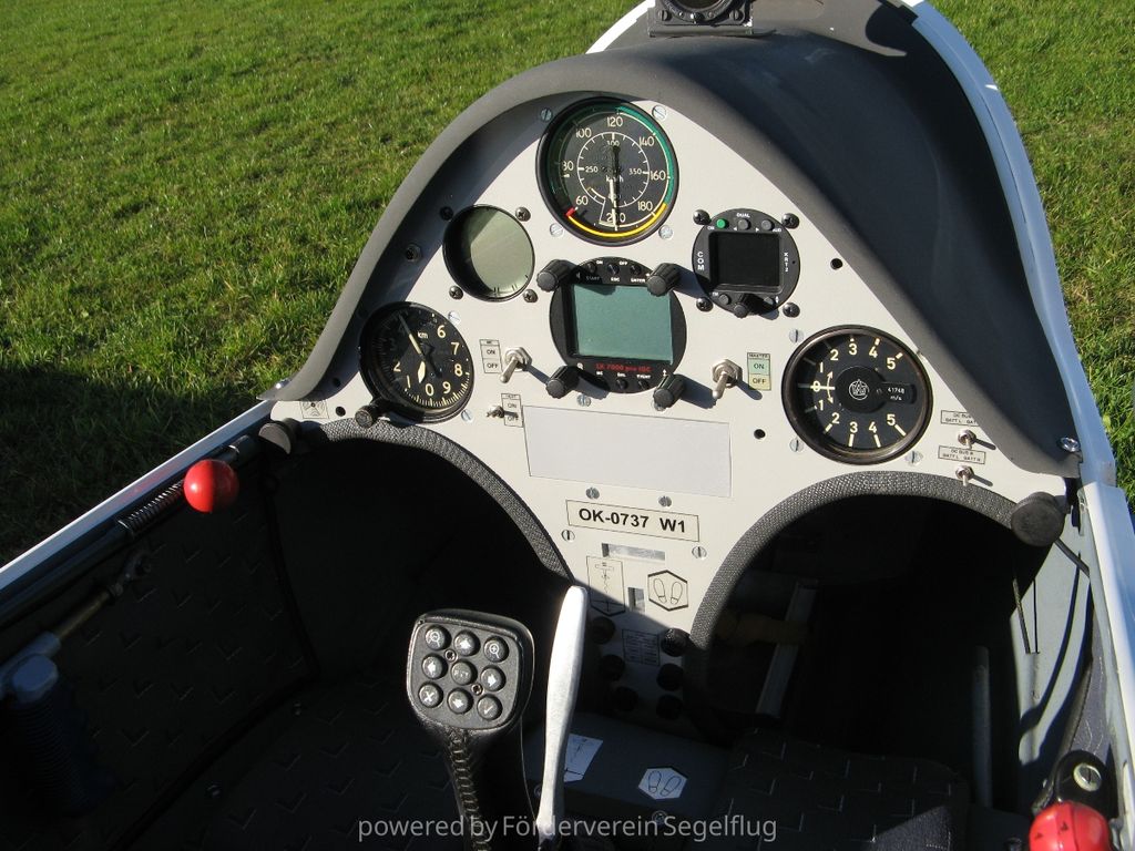 Schempp-Hirth Standard Cirrus 15m, photo 10 sur 11