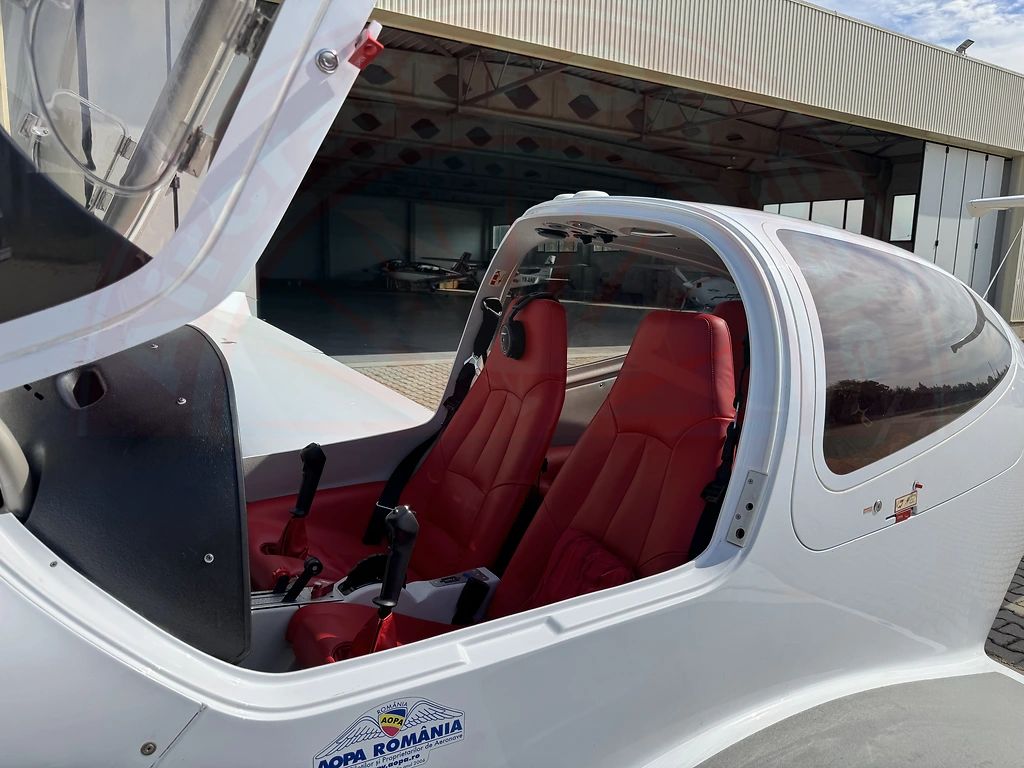 Diamond DA40, photograph 5 of 5