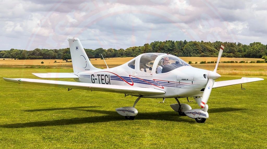 Tecnam P2002, Foto 1 von 2