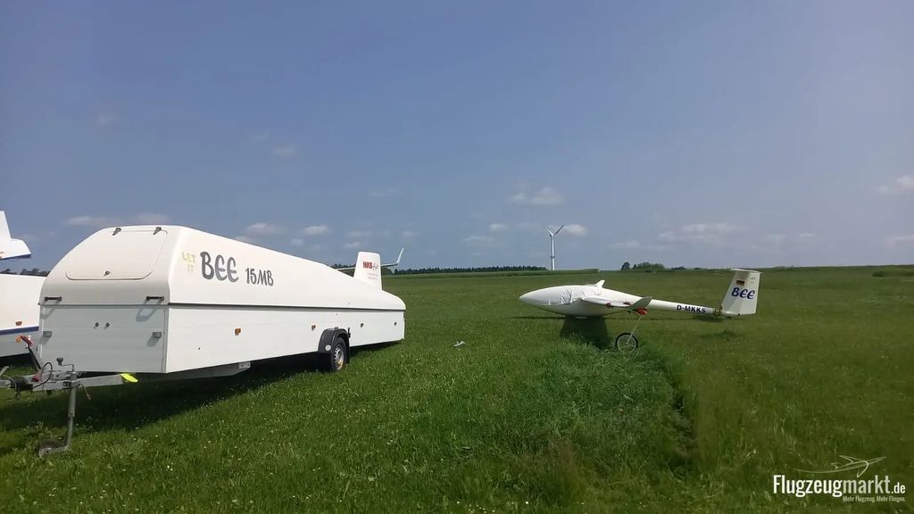AMS Flight BEE 15, fotografía 4 de 6