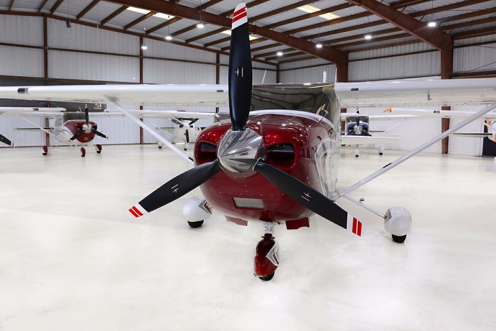 Cessna 182, fotografía 3 de 6