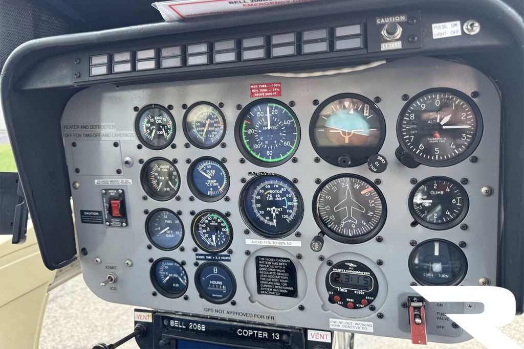 Bell 206, fotografía 8 de 9
