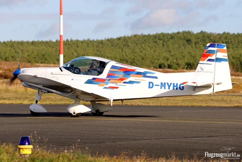 Alpi Pioneer 200, fotografía 2 de 4