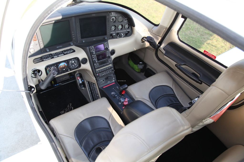 Cirrus SR22, fotografía 5 de 8