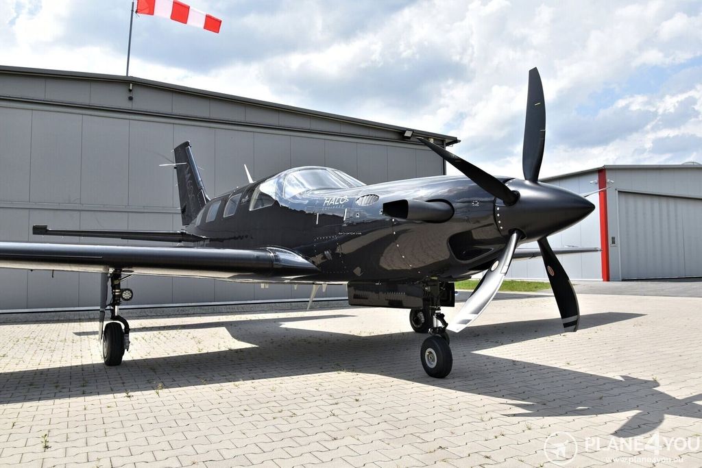 Piper M600, fotografía 3 de 20