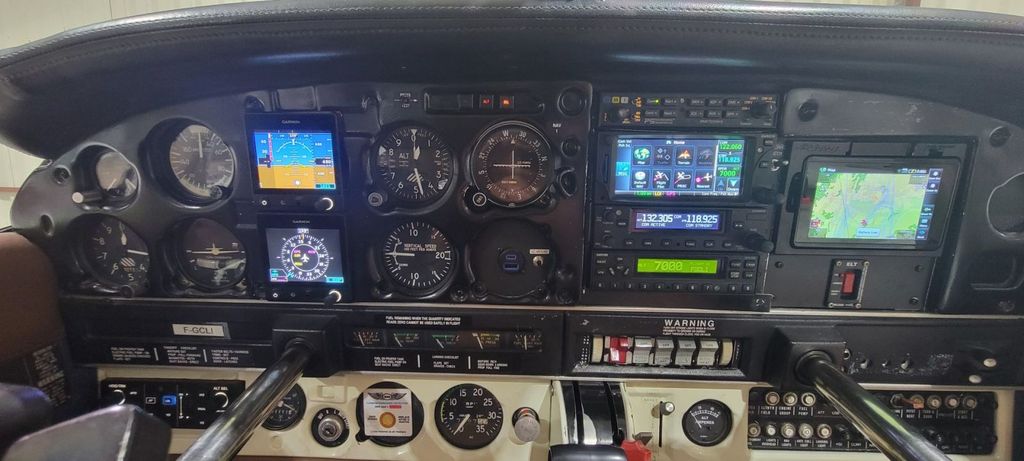 Piper PA-28 Cherokee Warrior II, Foto 3 von 3