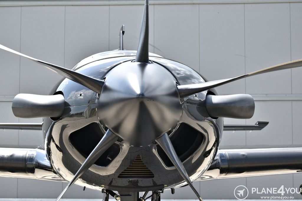 Piper M600, fotografía 4 de 20