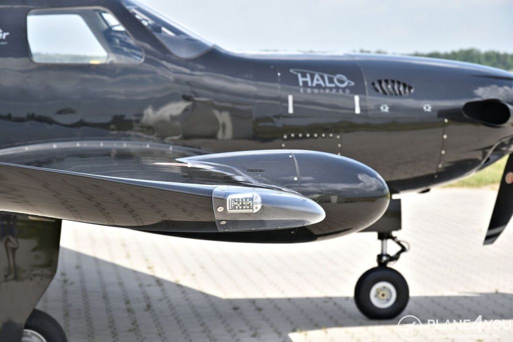 Piper M600, fotografía 7 de 20