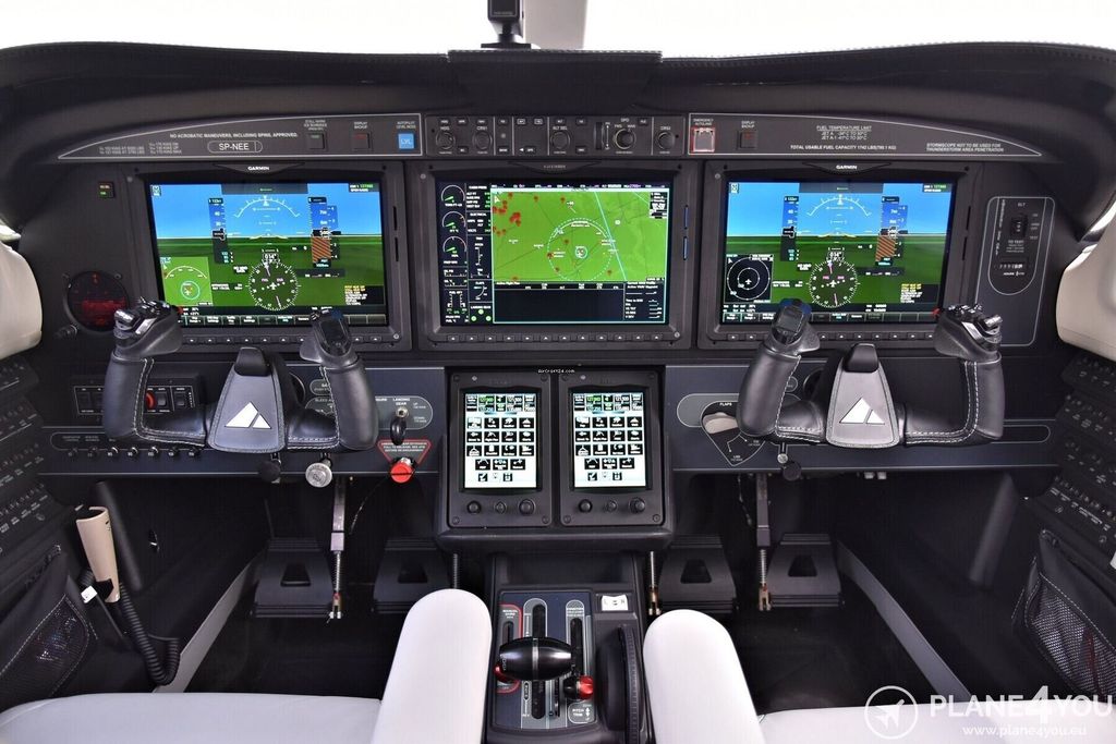 Piper M600, fotografía 17 de 20