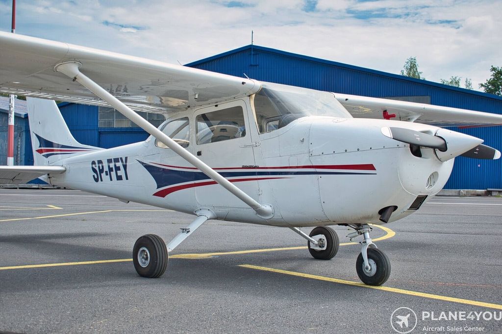 Cessna F172 Reims version, fotografía 7 de 20