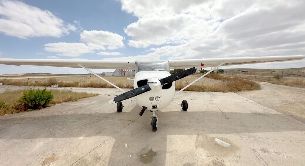 Cessna 172 G5, fotografía 2 de 5