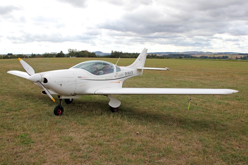 JMB Aircraft VL3, photograph 2 of 10