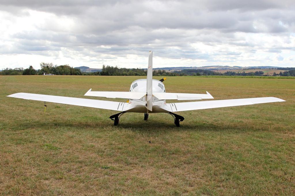 JMB Aircraft VL3, photograph 5 of 10