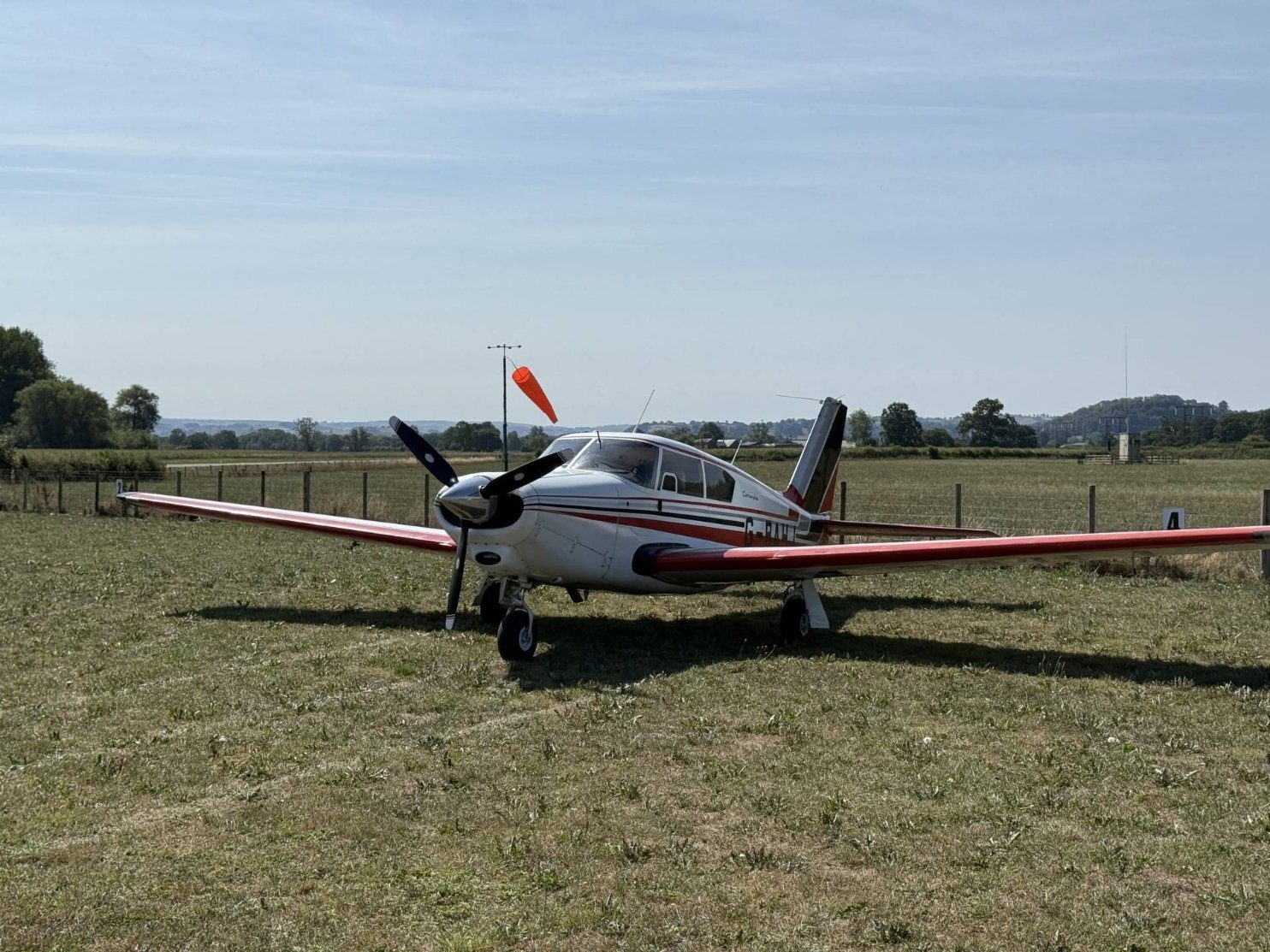 Piper PA-24, photograph 3 of 12