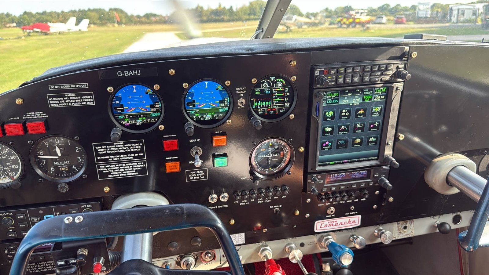 Piper PA-24, photograph 5 of 12