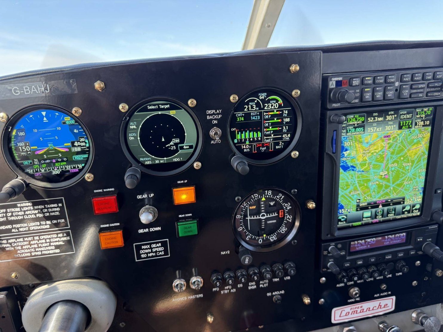 Piper PA-24, photograph 7 of 12