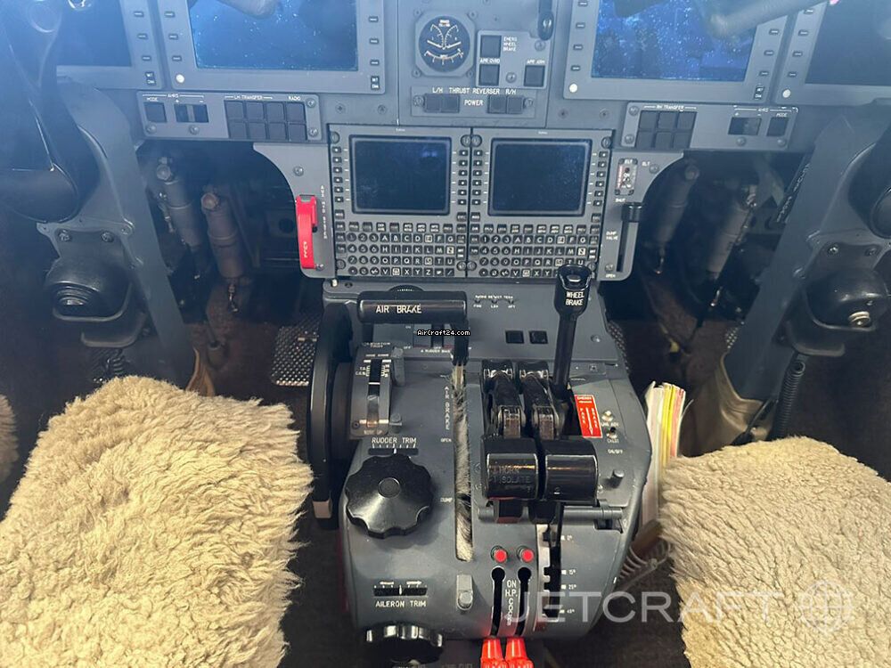 Beechcraft Hawker 850XP, fotografía 2 de 17