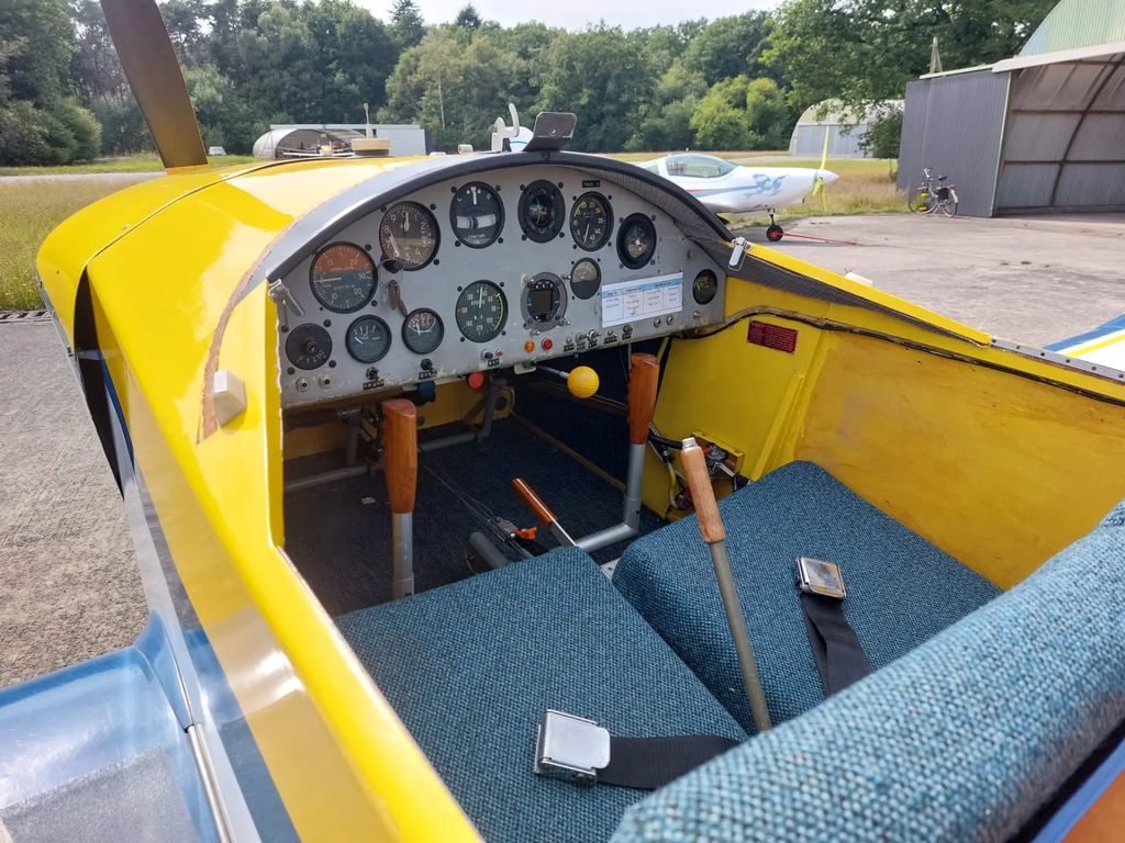 Jodel D18, fotografía 2 de 3