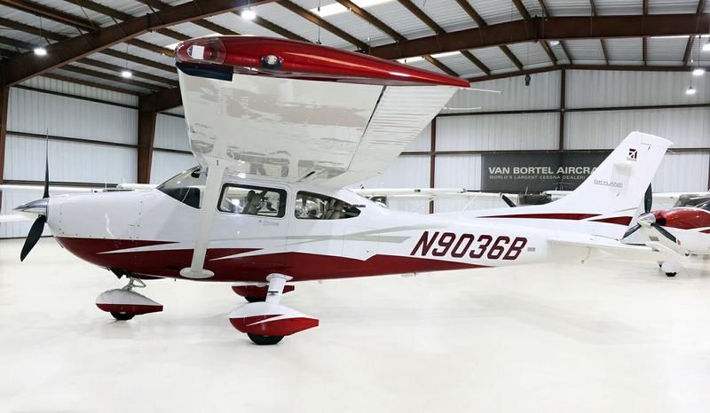 Cessna 182, fotografía 1 de 6