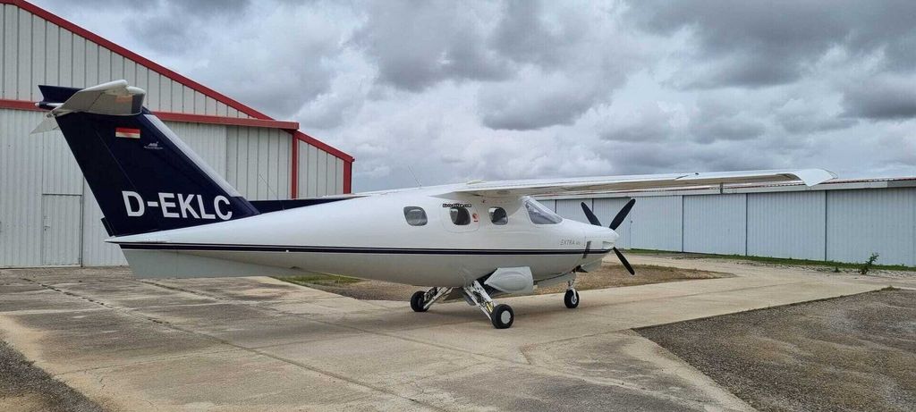 Extra EA 400, fotografía 2 de 10