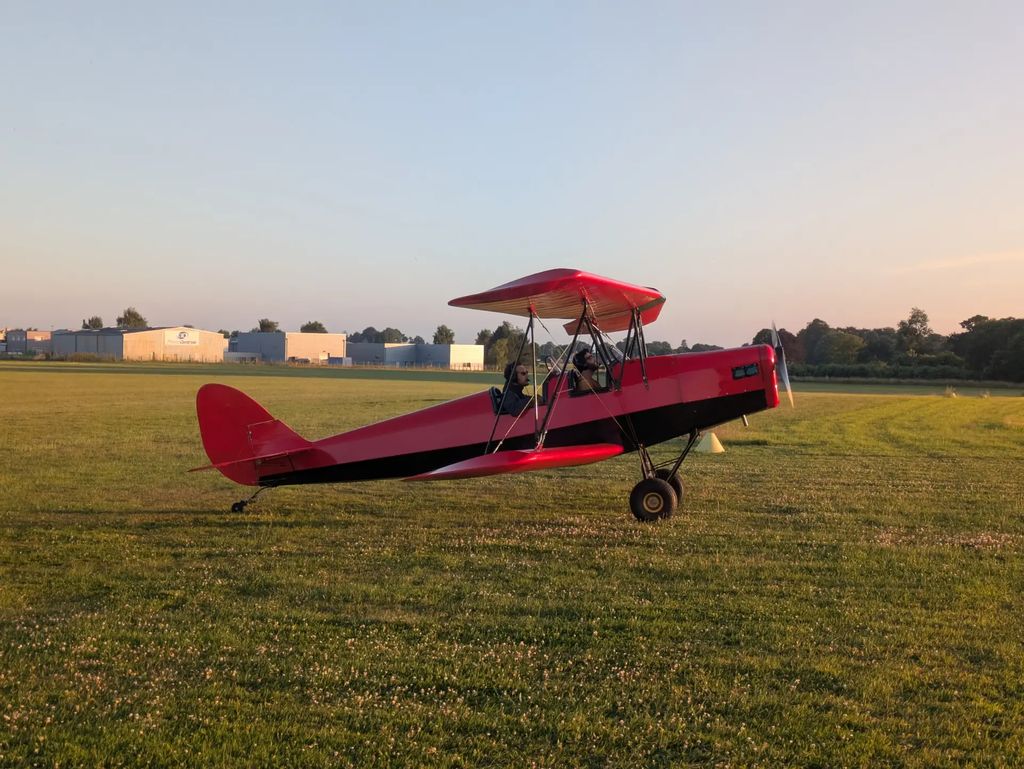 Fisher Flying Products R-80 Tiger Moth, fotografía 2 de 2