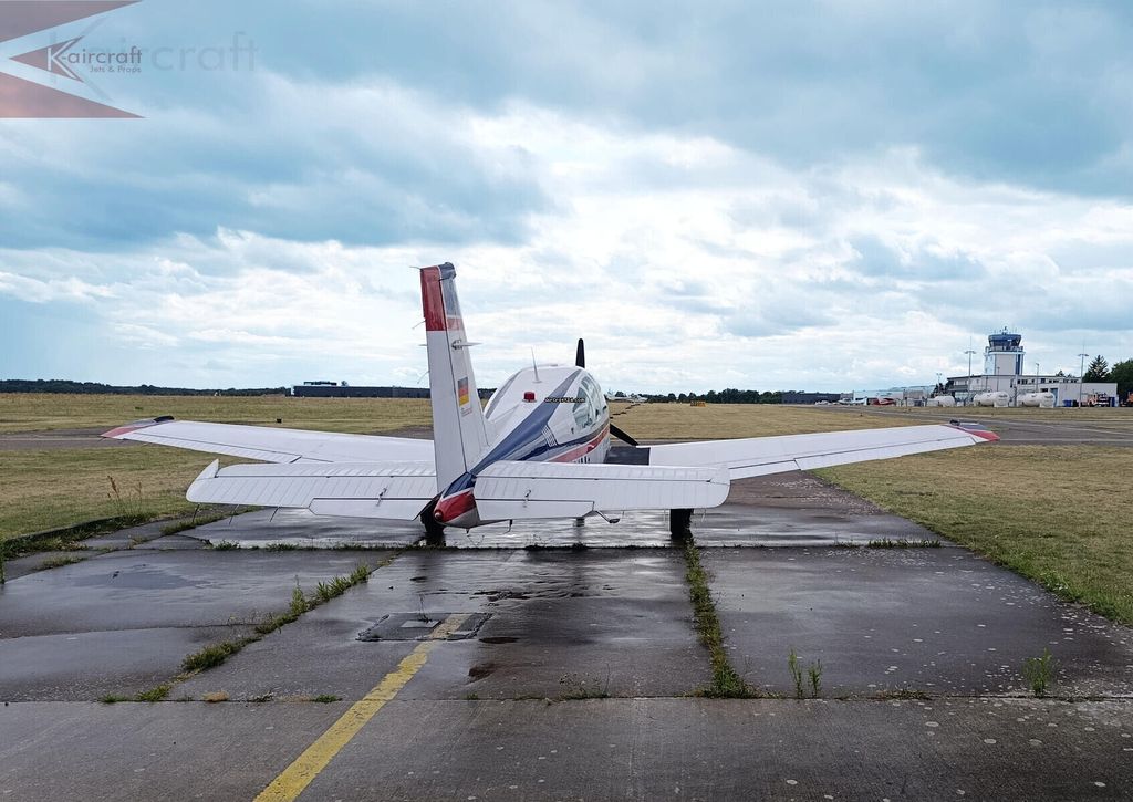 Beechcraft Bonanza, fotografía 2 de 11